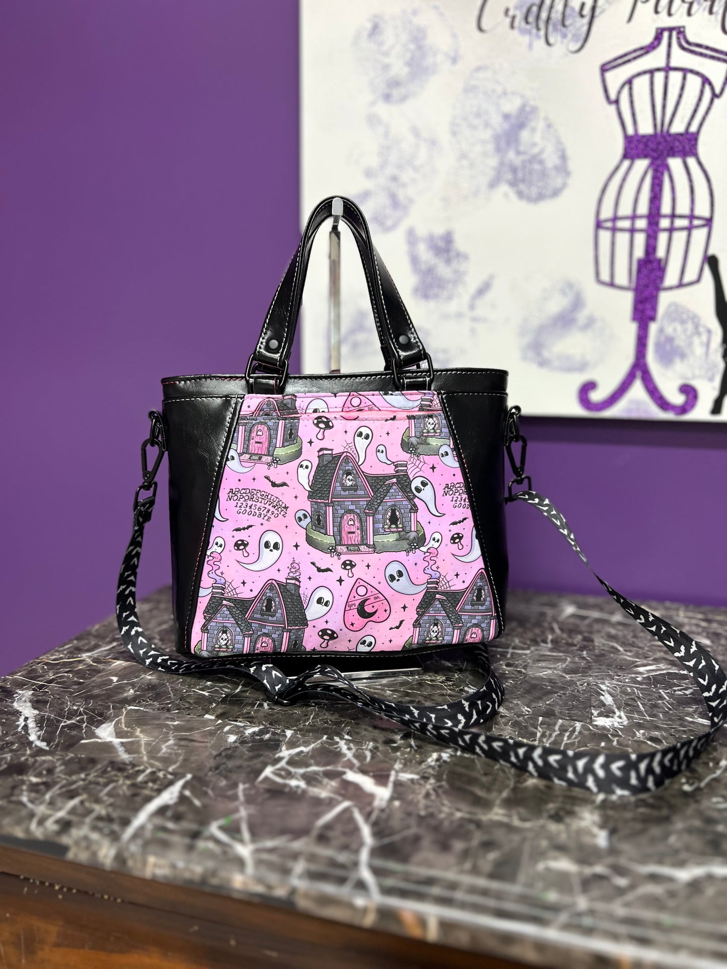 Spooky Houses Handbag