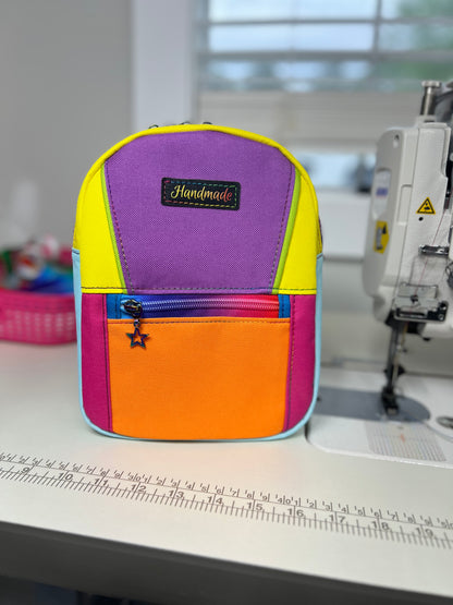 90s vibes mini sling