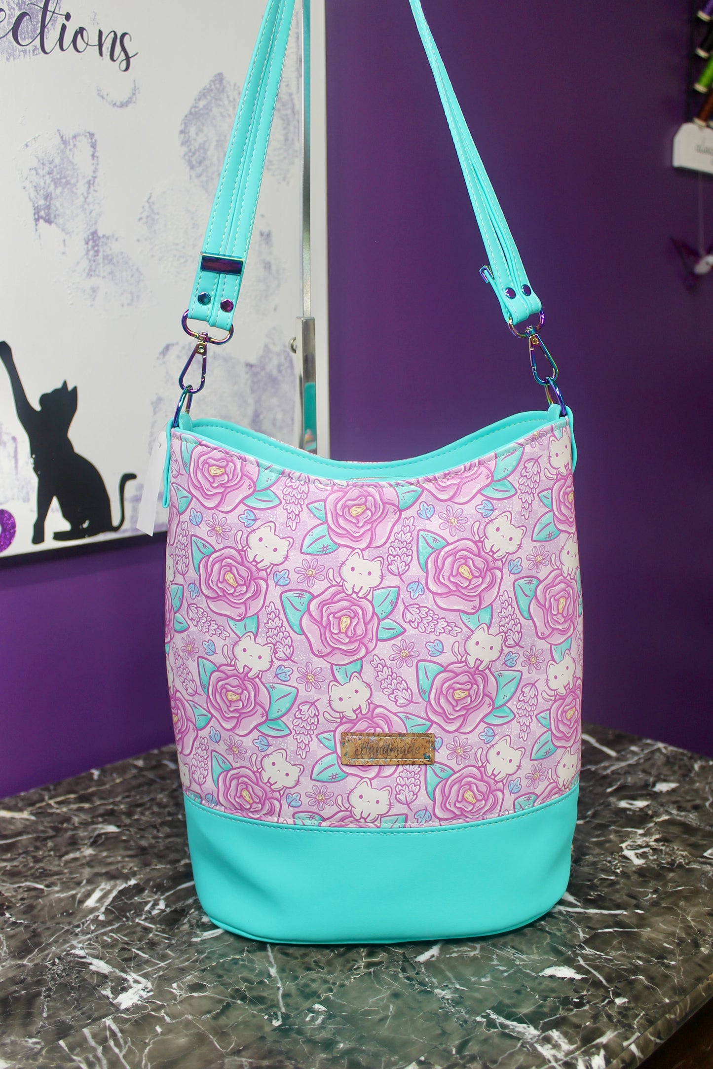 Kitty Roses Bucket Bag