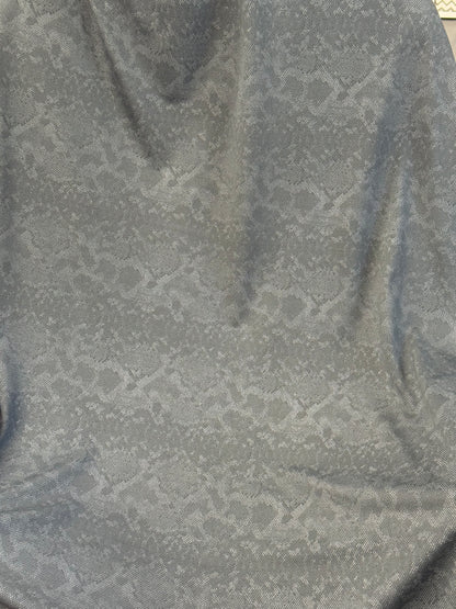 RETAIL-Performance Prints